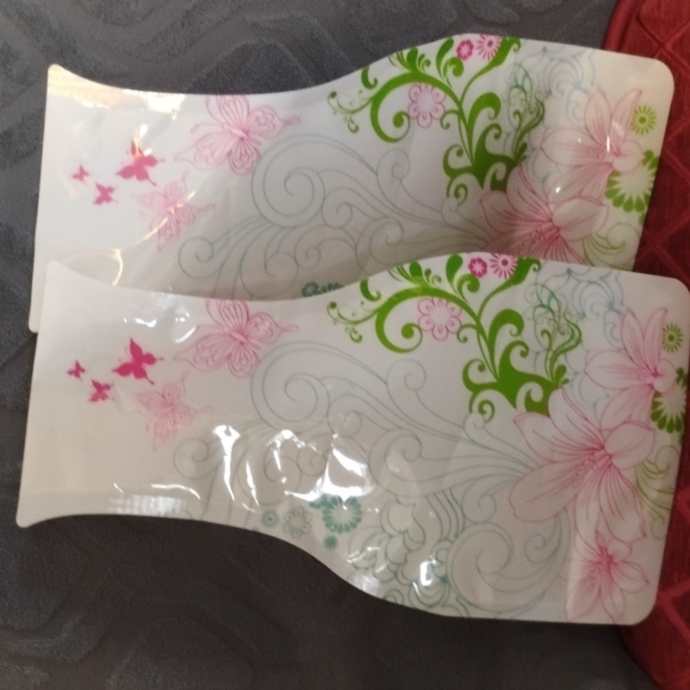 Disposable/ Reusable Decorative Vases